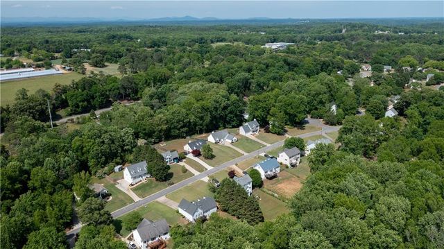 8160 Castleberry Farms Drive, Gainesville, GA 30506