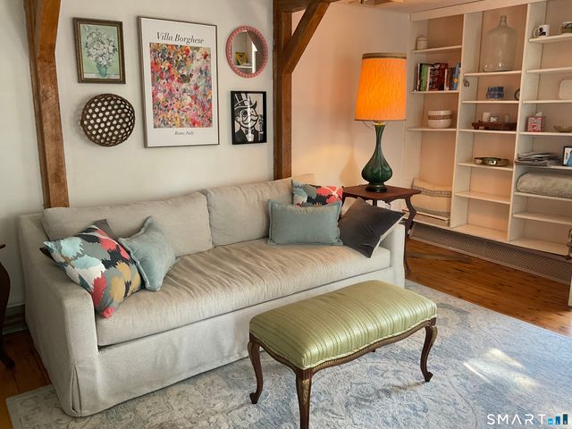 14 High Street, East Lyme, CT 06357