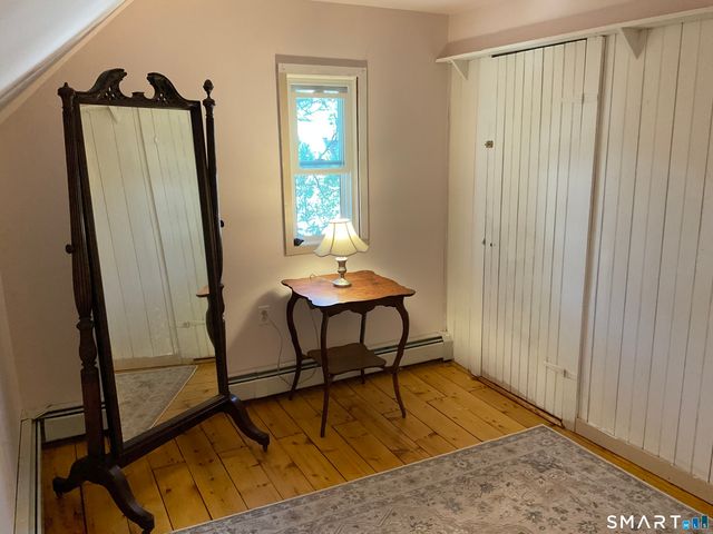 14 High Street, East Lyme, CT 06357