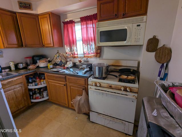 511 S Detroit Avenue, Toledo, OH 43609