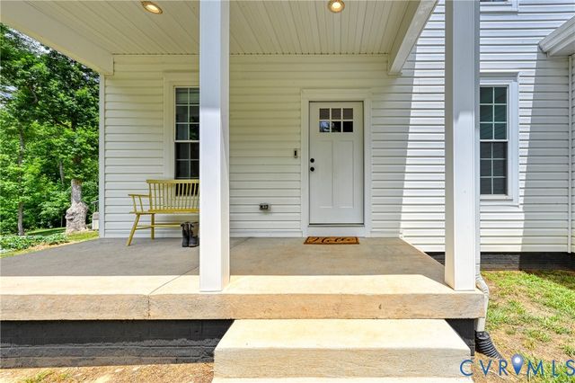 4528 E Old Mountain Rd, Louisa, VA 23093