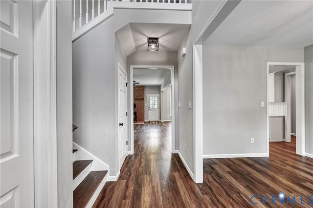 4528 E Old Mountain Rd, Louisa, VA 23093