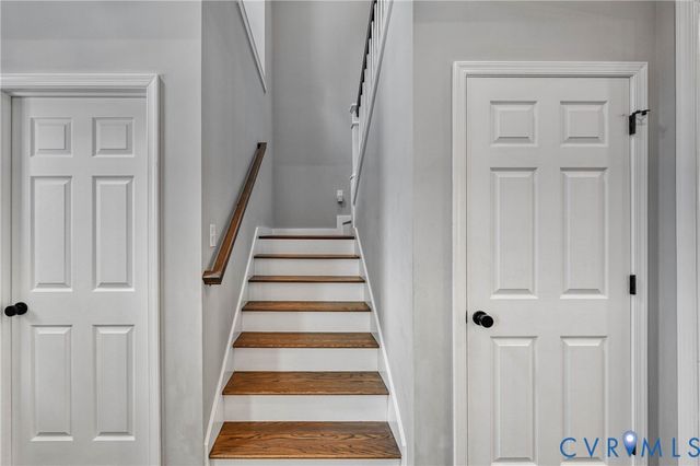 4528 E Old Mountain Rd, Louisa, VA 23093