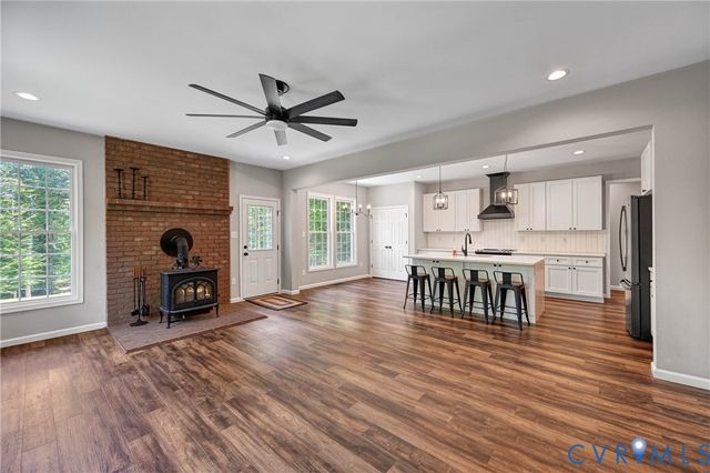4528 E Old Mountain Rd, Louisa, VA 23093
