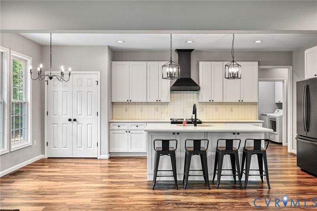 4528 E Old Mountain Rd, Louisa, VA 23093