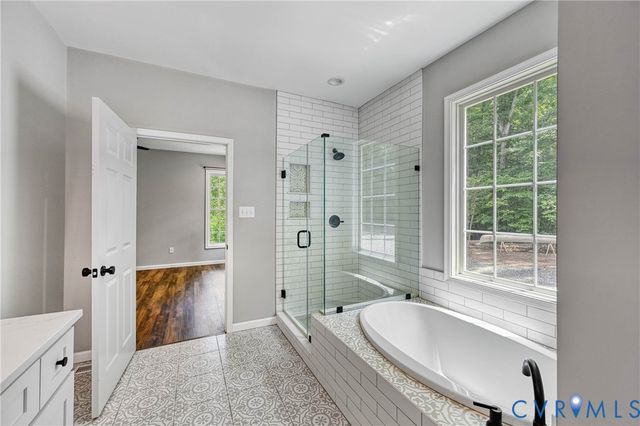 4528 E Old Mountain Rd, Louisa, VA 23093