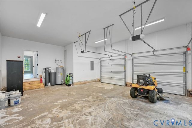 4528 E Old Mountain Rd, Louisa, VA 23093