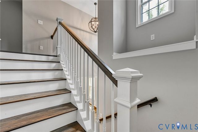 4528 E Old Mountain Rd, Louisa, VA 23093