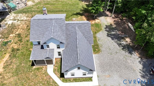 4528 E Old Mountain Rd, Louisa, VA 23093
