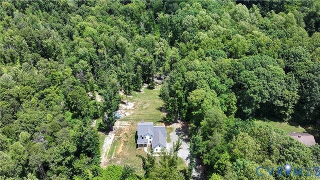 4528 E Old Mountain Rd, Louisa, VA 23093
