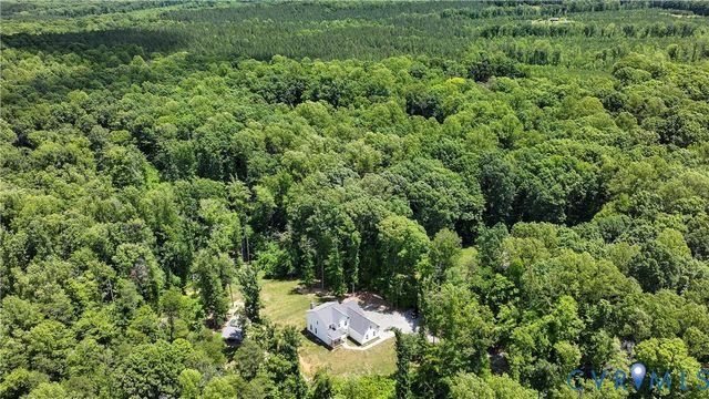 4528 E Old Mountain Rd, Louisa, VA 23093