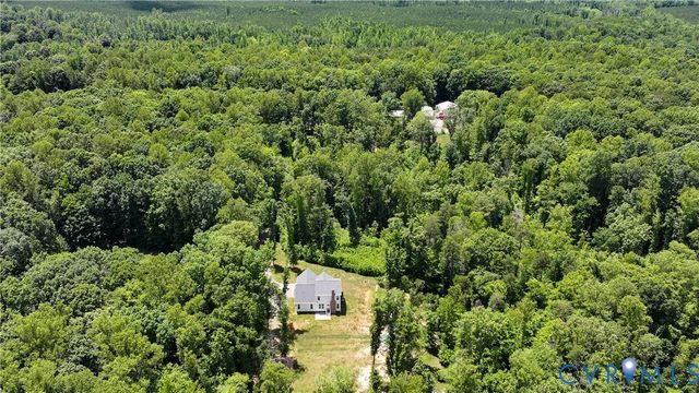 4528 E Old Mountain Rd, Louisa, VA 23093