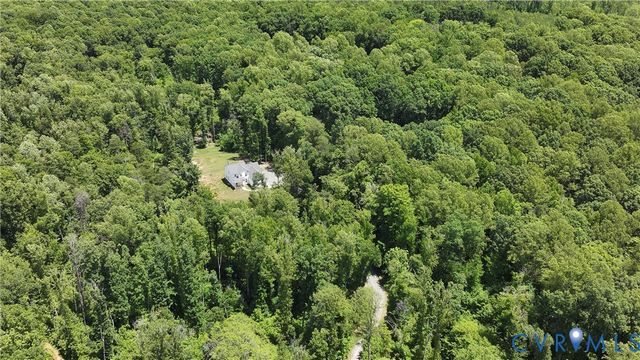 4528 E Old Mountain Rd, Louisa, VA 23093