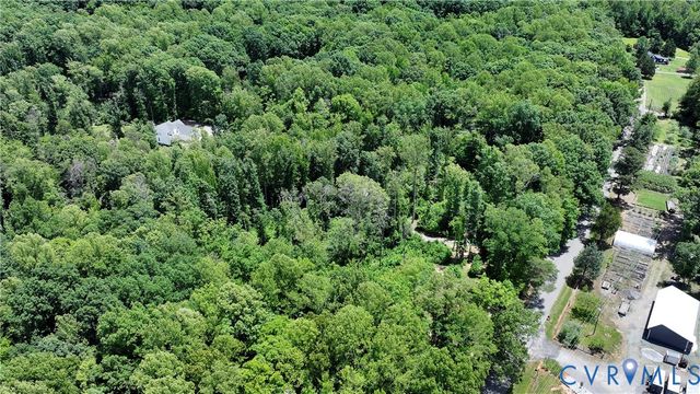 4528 E Old Mountain Rd, Louisa, VA 23093