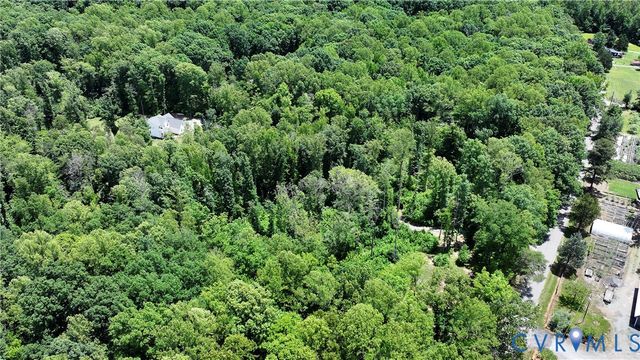 4528 E Old Mountain Rd, Louisa, VA 23093
