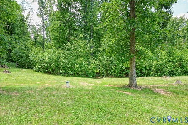 4528 E Old Mountain Rd, Louisa, VA 23093