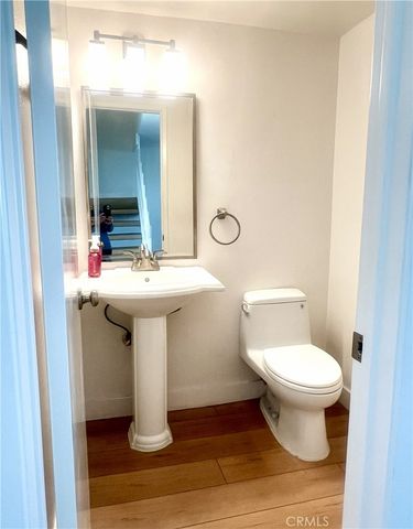 4 Latitude Court, Newport Beach, CA 92663