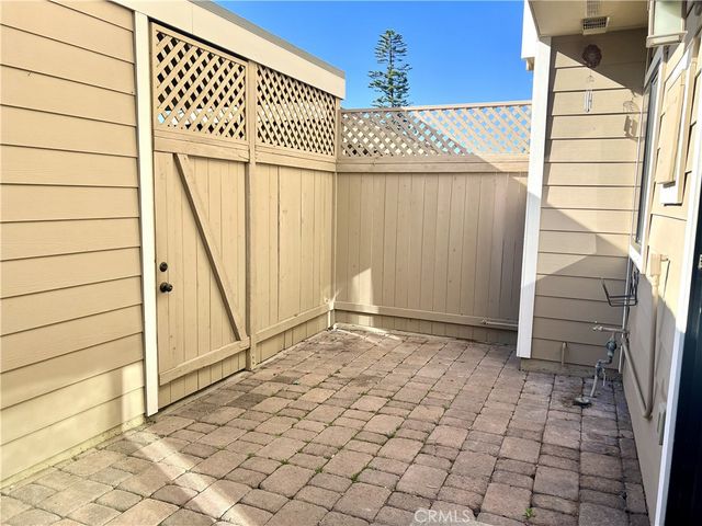 4 Latitude Court, Newport Beach, CA 92663