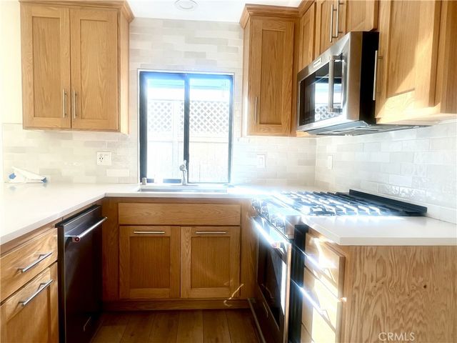 4 Latitude Court, Newport Beach, CA 92663