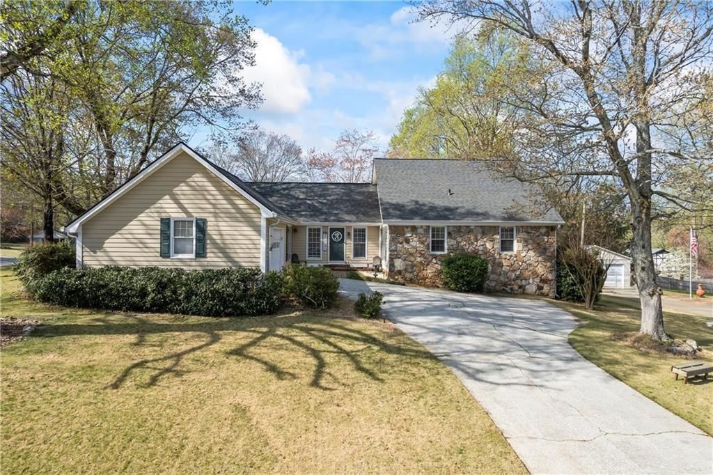 2019 Wiltshire Place, Snellville, GA 30078