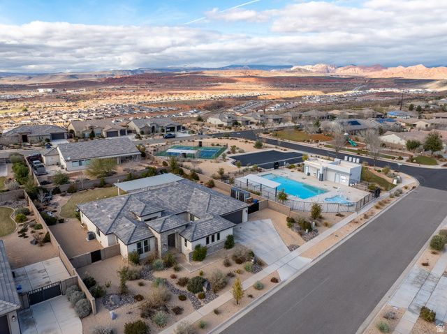 277 N BLACK CANYON AVE, Washington, UT 84780