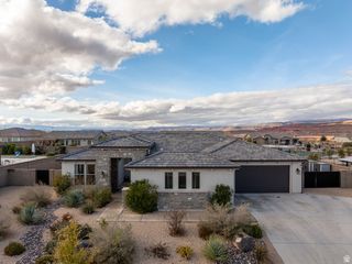 277 N BLACK CANYON AVE, Washington, UT 84780