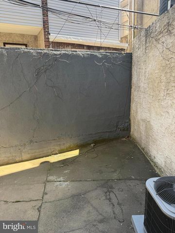 1617 POINT BREEZE AVE, Philadelphia, PA 19145