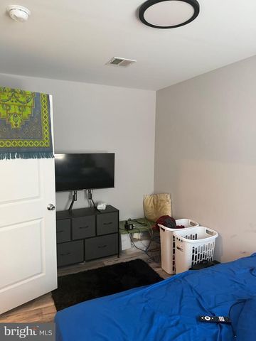 1617 POINT BREEZE AVE, Philadelphia, PA 19145