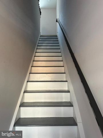 1617 POINT BREEZE AVE, Philadelphia, PA 19145