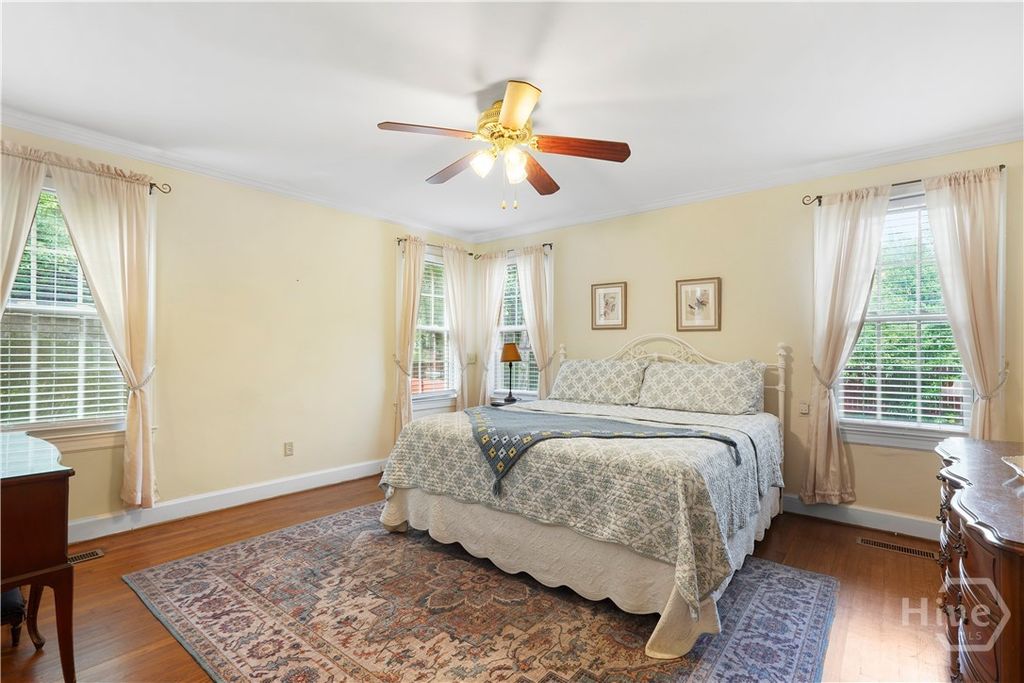 Image 17 of property listing at 622 E 60th Street, Savannah, GA 31405