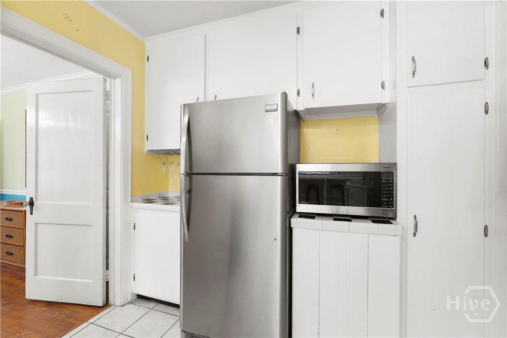 Image 28 of property listing at 622 E 60th Street, Savannah, GA 31405