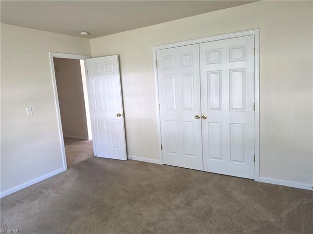 3963 Heather View Lane, Winston-salem, NC 27127