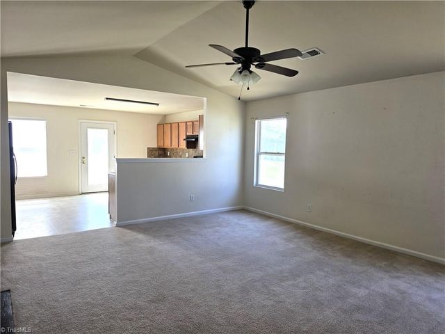 3963 Heather View Lane, Winston-salem, NC 27127