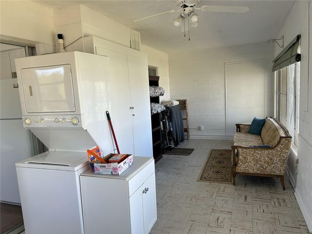 4154 57TH STREET N 274, Kenneth City, FL 33709