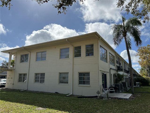 4154 57TH STREET N 274, Kenneth City, FL 33709