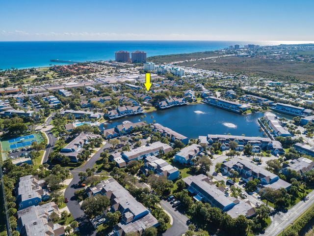 607 Ocean Dunes Circle, Jupiter, FL 33477