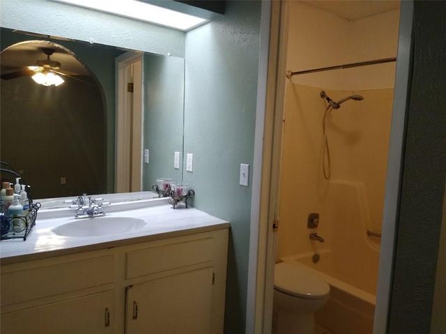 1008 Longmeadow DR, Round Rock, TX 78664