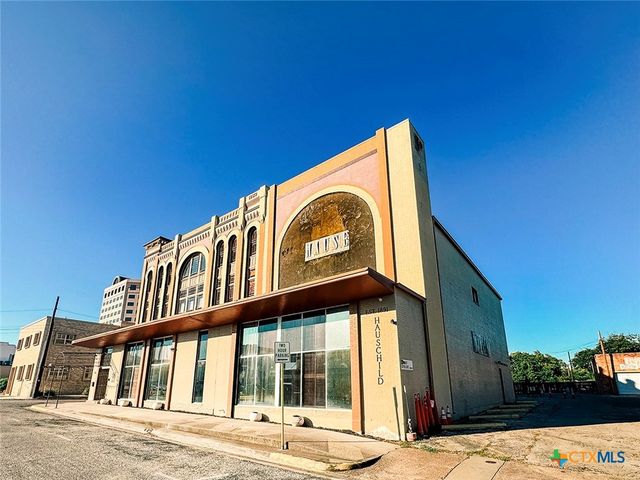 202 E Forrest Street, Victoria, TX 77901