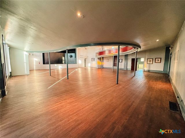 202 E Forrest Street, Victoria, TX 77901