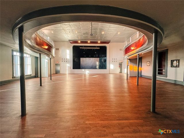 202 E Forrest Street, Victoria, TX 77901