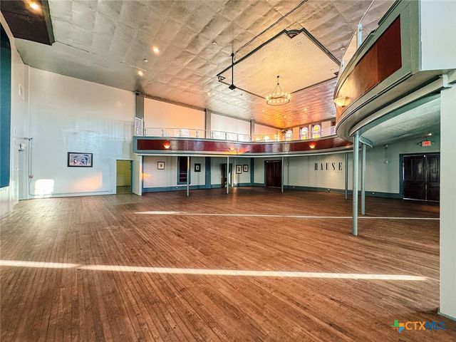 202 E Forrest Street, Victoria, TX 77901