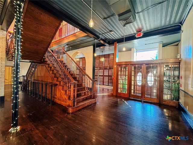 202 E Forrest Street, Victoria, TX 77901