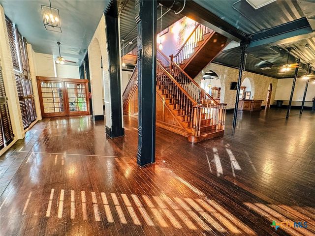 202 E Forrest Street, Victoria, TX 77901