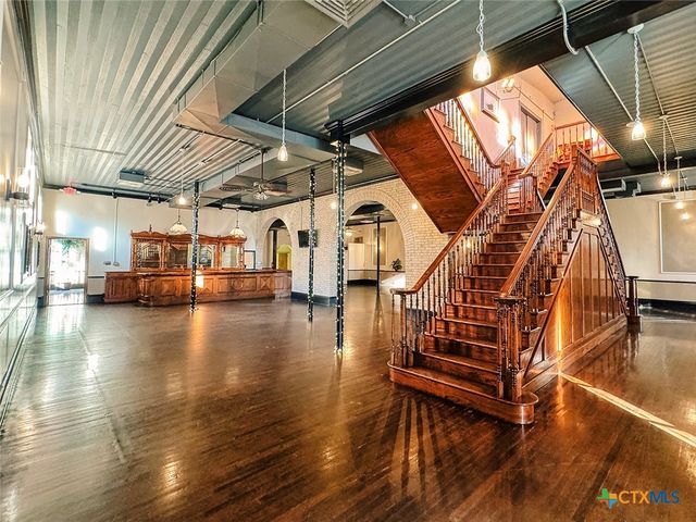 202 E Forrest Street, Victoria, TX 77901