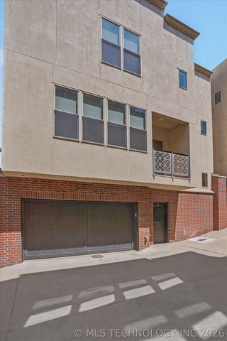 1411 S St Louis Avenue B, Tulsa, OK 74120