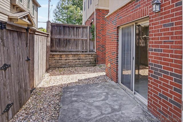 1411 S St Louis Avenue B, Tulsa, OK 74120