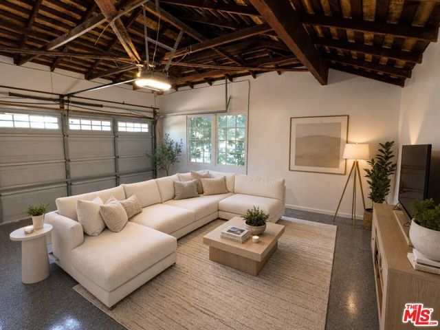 12609 Milbank Street, Studio City (los Angeles), CA 91604