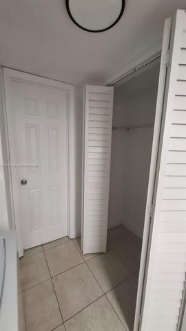 16220 NW 2nd Ave 410, Miami, FL 33169