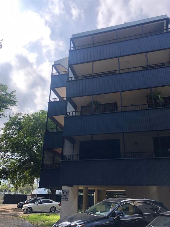 16220 NW 2nd Ave 410, Miami, FL 33169