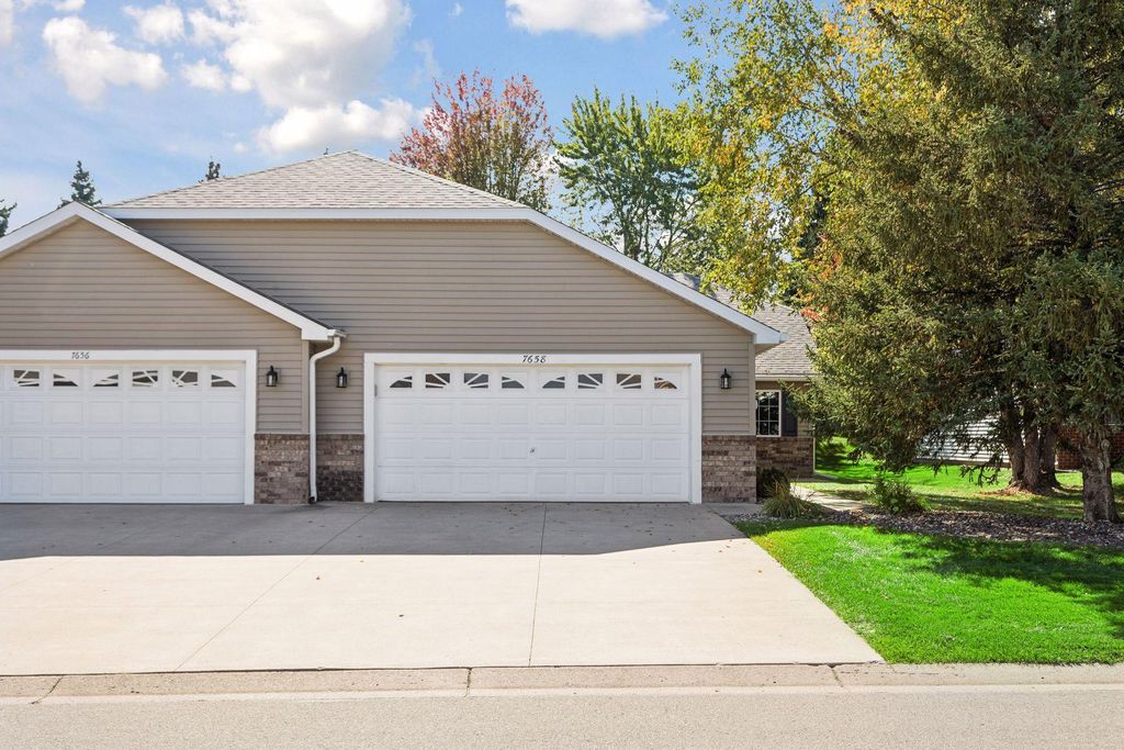 7658 Newbury Road, Woodbury, MN 55125 — photo 3